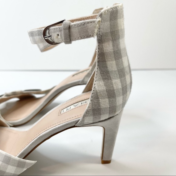 Tahari Newton Heels Gray Gingham Print Bow Sandals, Size 9 - Picture 5 of 9